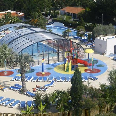 Hôtel Camping Officiel Siblu Mer et Soleil à Saint-Georges-d'Oleron Extérieur photo