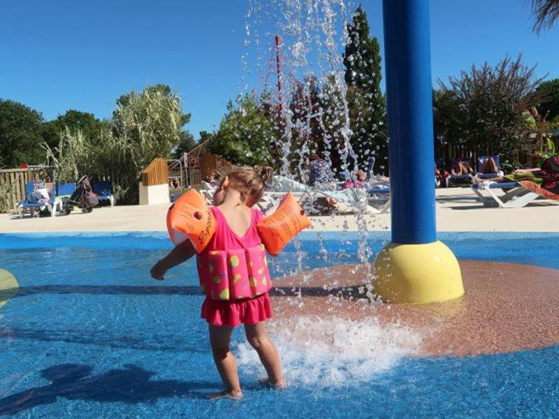 Hôtel Camping Officiel Siblu Mer et Soleil à Saint-Georges-d'Oleron Extérieur photo